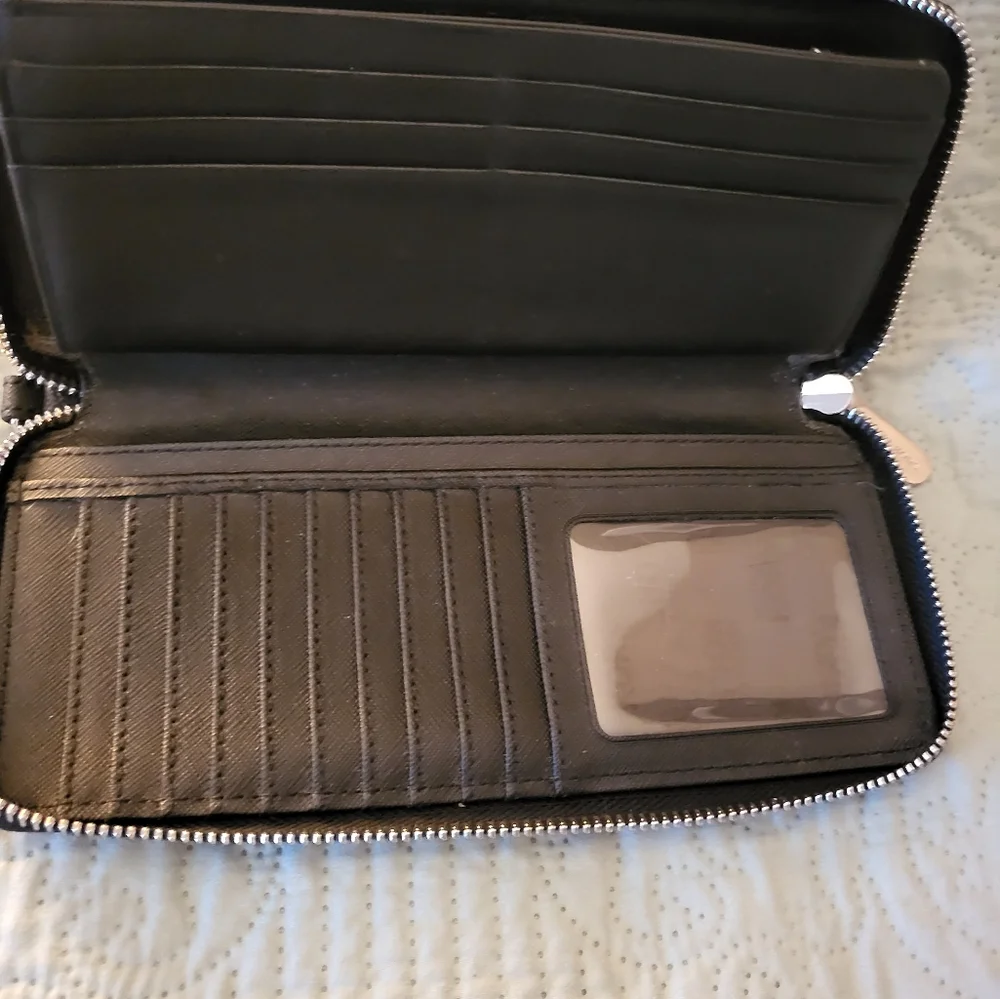 Wallet - Picture 2 of 2